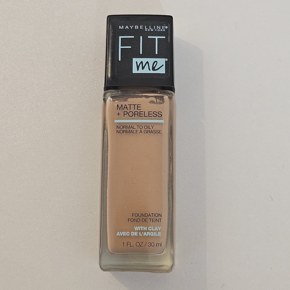 Maybelline Fit Me Matte + Poreless Foundation Buff Beige Chamois